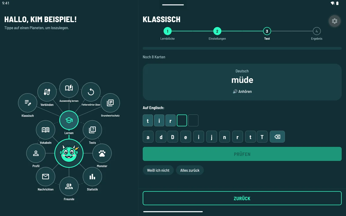 LernMonster auf dem Tablet im Querformat: links die Planeten-Navigation, rechts eine Vokabelabfrage